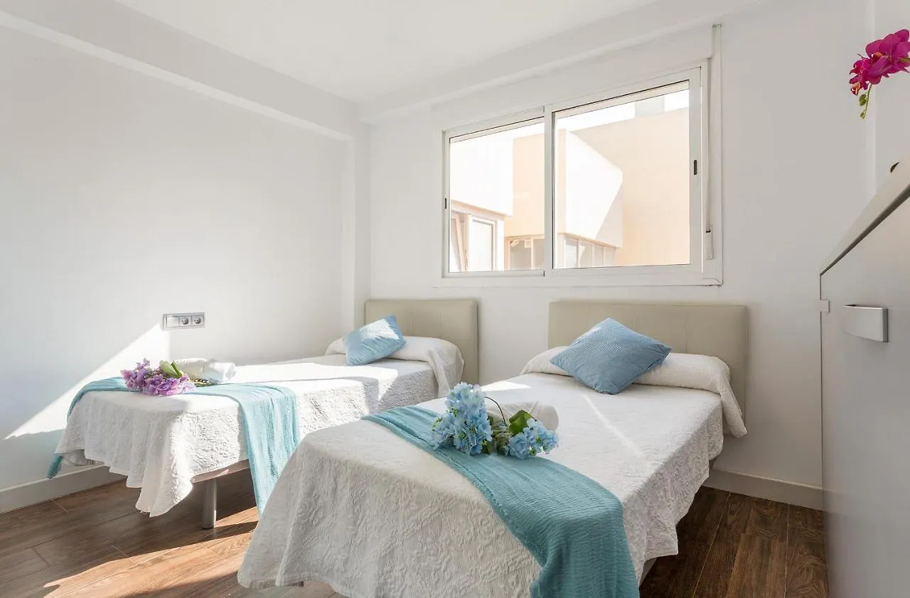 Atico Avda Cadiz Playa Apartment