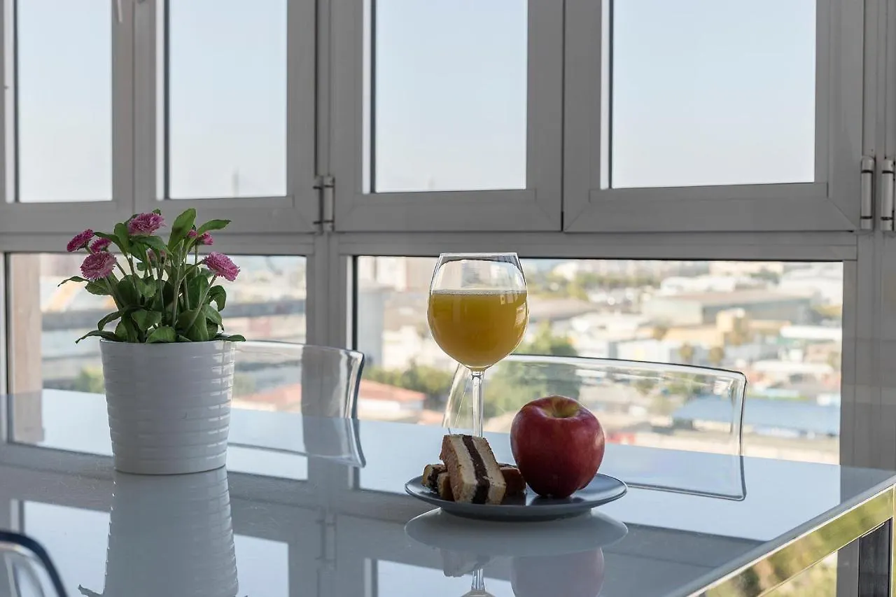 Atico Avda Cadiz Playa Apartment
