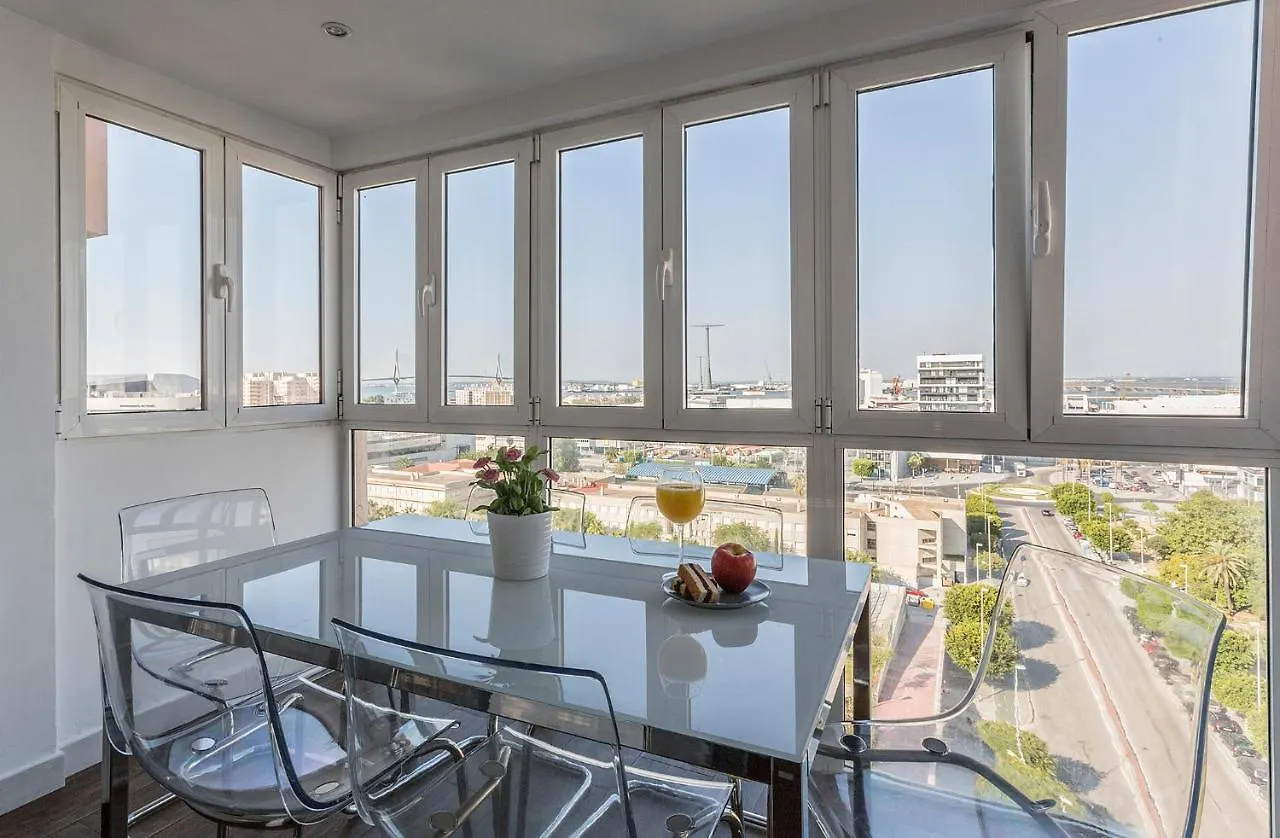 Atico Avda Cadiz Playa Apartment 0*,